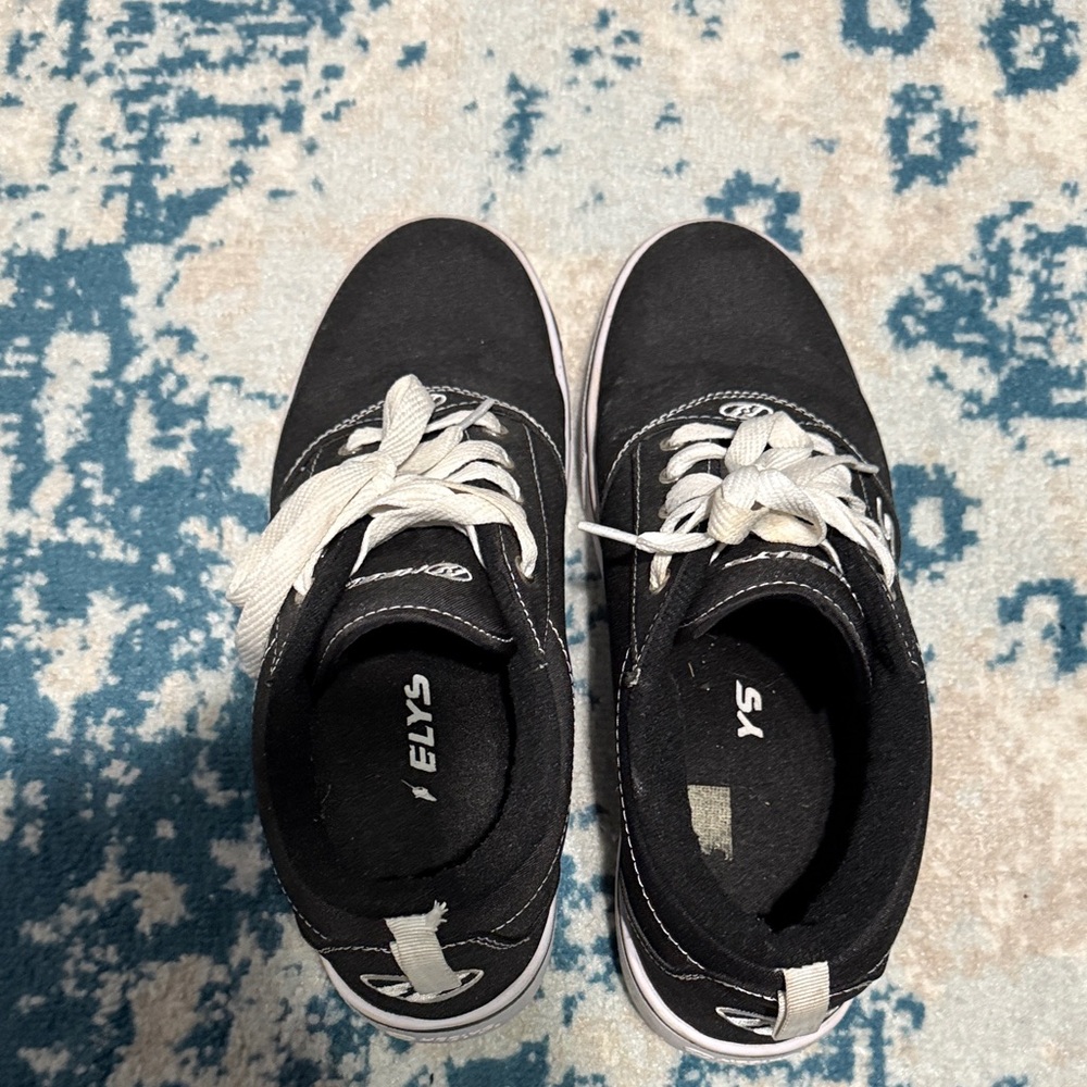 Heelys Black and White Skate Shoes